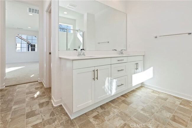 Building Photo - 7064 Mallow Dr