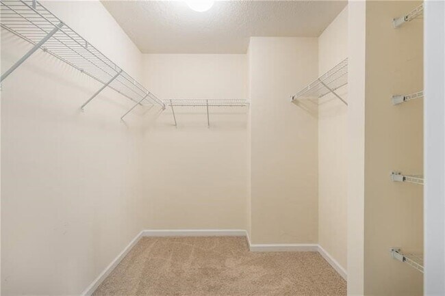 Building Photo - 248 Broadstone Dr