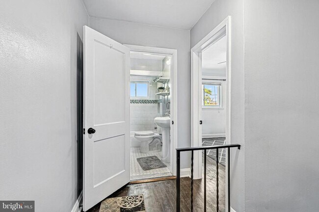 Building Photo - 8272 Kavanagh Rd