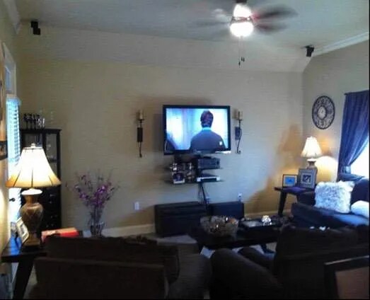 Building Photo - 3318 Northlake Ave