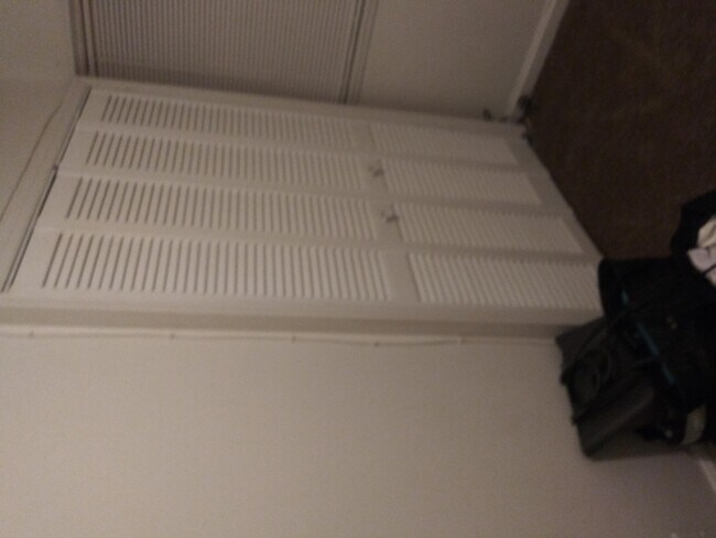 Building Photo - 2517 Colebrooke Dr