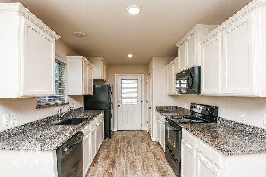 Building Photo - 775 Rolling Terrace Cir