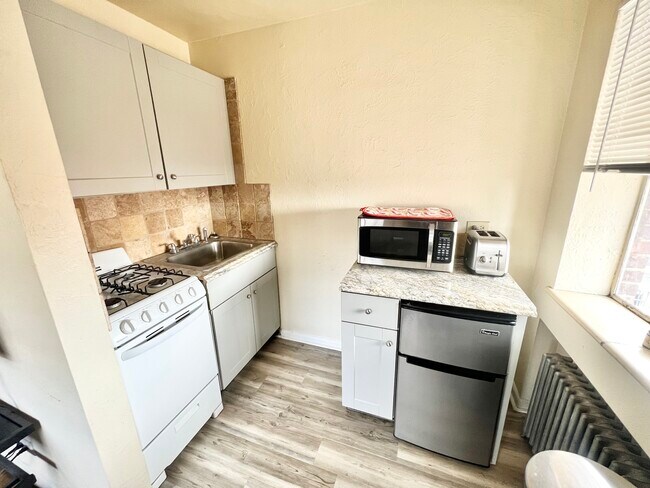 IMG_3327 - Hillside Apartments