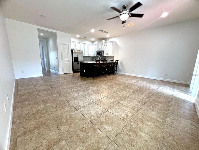 Building Photo - 1041 Honey Blossom Dr