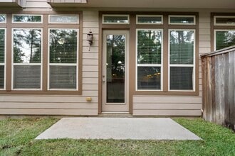 Building Photo - 31 Aventura Pl