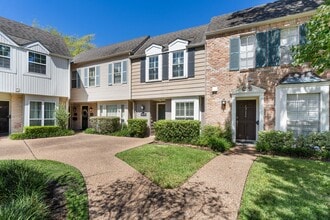 Building Photo - 13228 Trail Hollow Dr