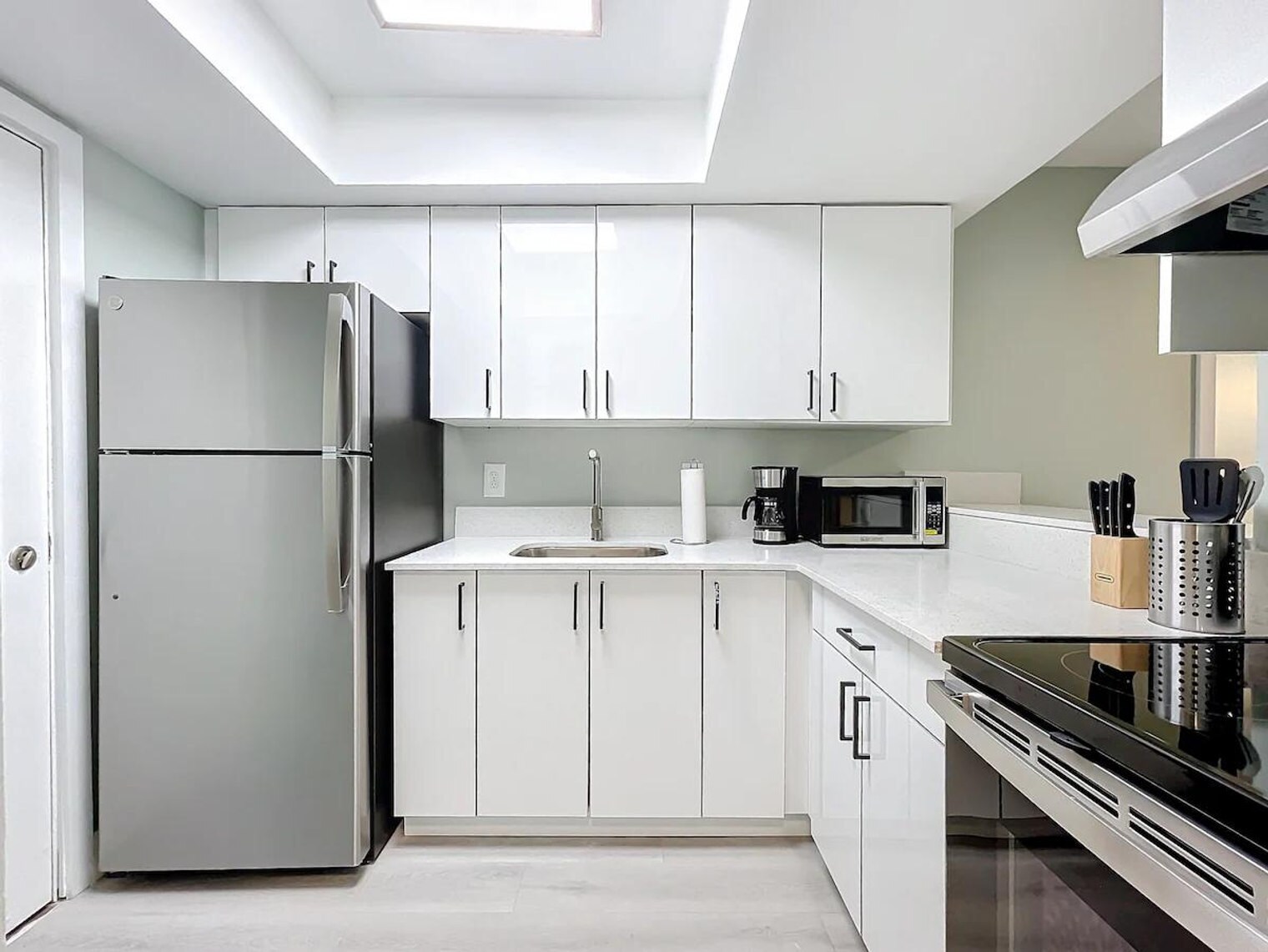 Building Photo - 1401 SE 15th St