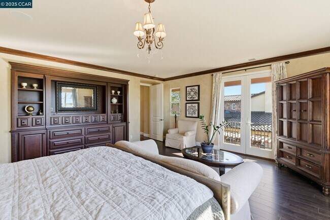 Building Photo - 1041 S Wedgewood Rd