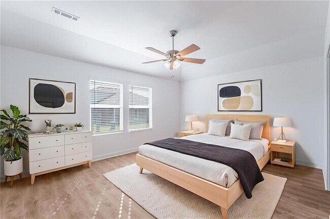 Building Photo - 4651 W Aurora St