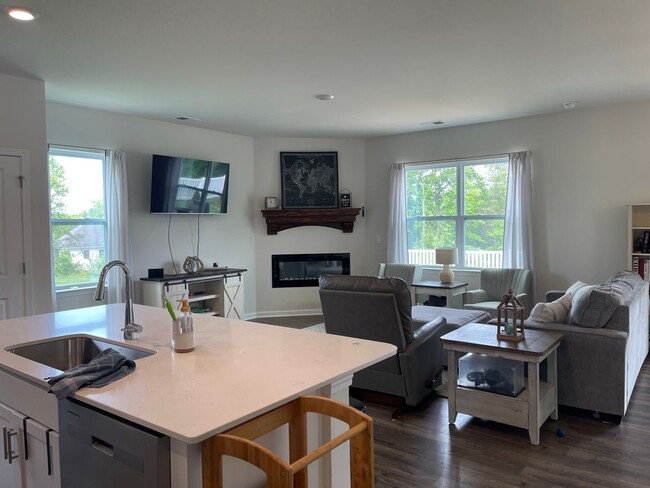 Building Photo - New Construction 4BR 2.5BA | The Falls at ...