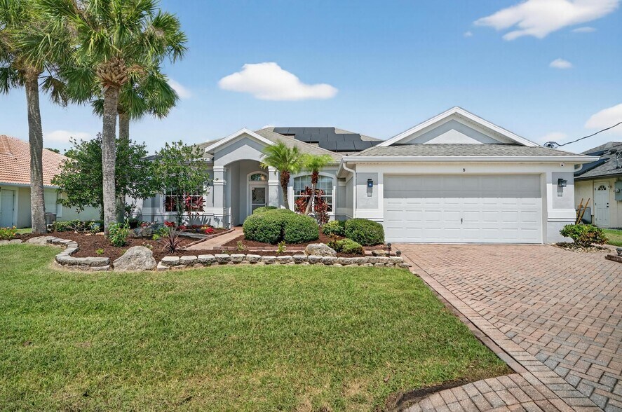 Building Photo - 8 Collinson Ct