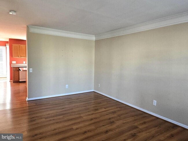 Building Photo - 157 Darling St