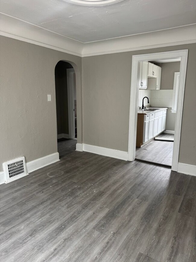 Building Photo - 15766 Hartwell St