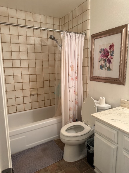 Building Photo - 8445 Palmaire Way