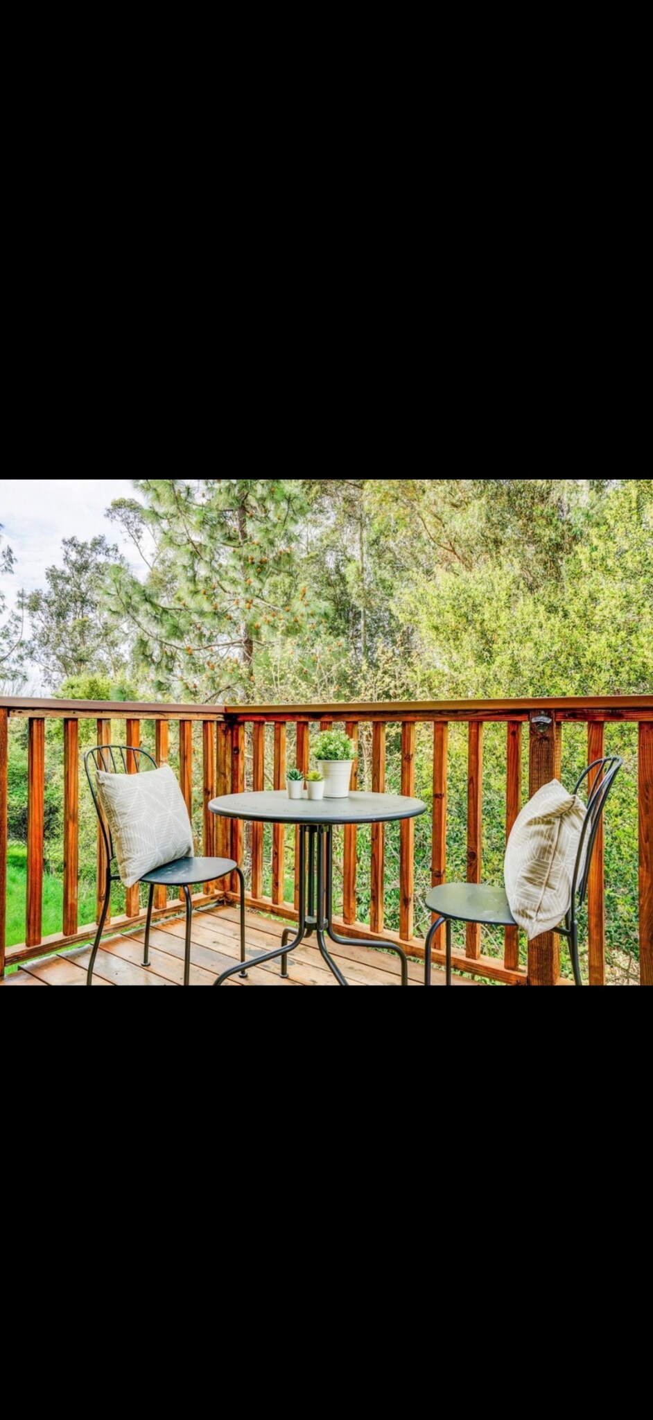 Building Photo - 1728 Calais Ct