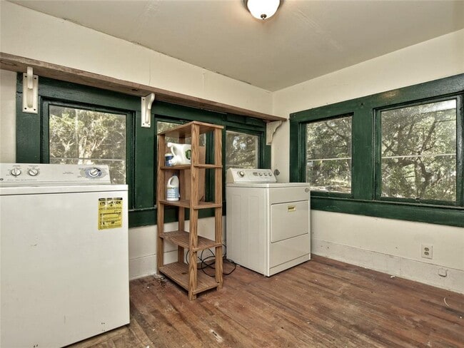 Building Photo - 4503 Weletka Dr