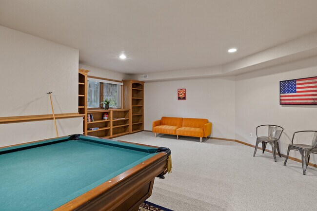 Building Photo - 23679 Dogleg Dr