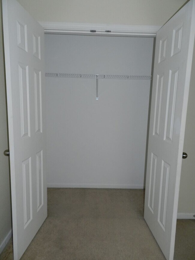 Building Photo - 222 Settlers Pass