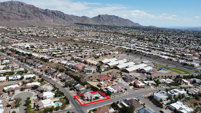 Building Photo - 6696 Dakota Ridge Dr