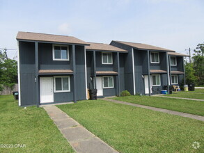 Building Photo - 2917 Ormond Ave