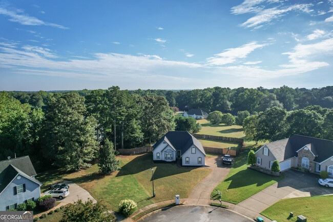 Building Photo - 609 Alyssa Dr