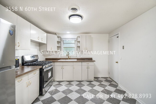 Building Photo - 3558 N 60th St