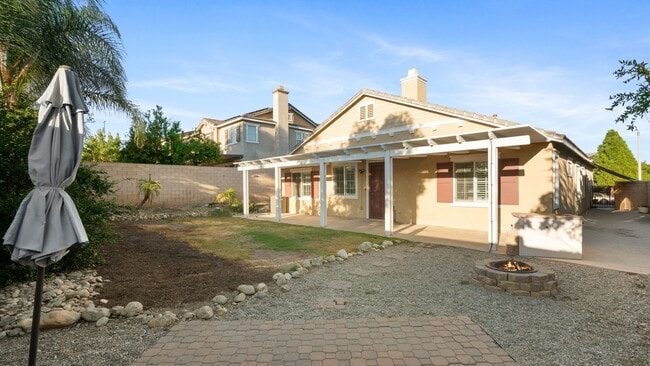 Building Photo - Spacious 4-Bedroom Home with Bonus Room – ...