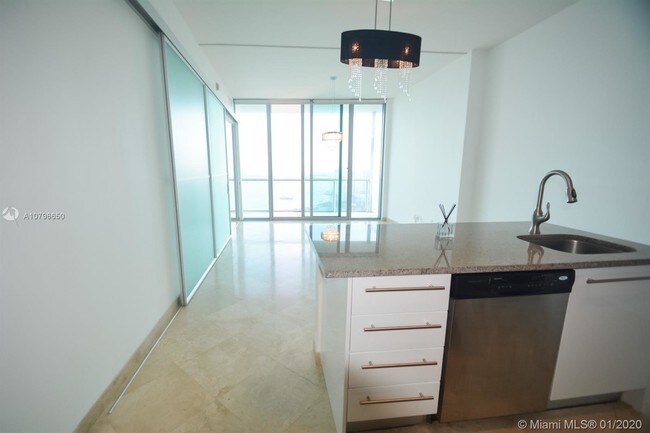 Building Photo - 888  Biscayne Blvd  4603 Miami Fl 33132