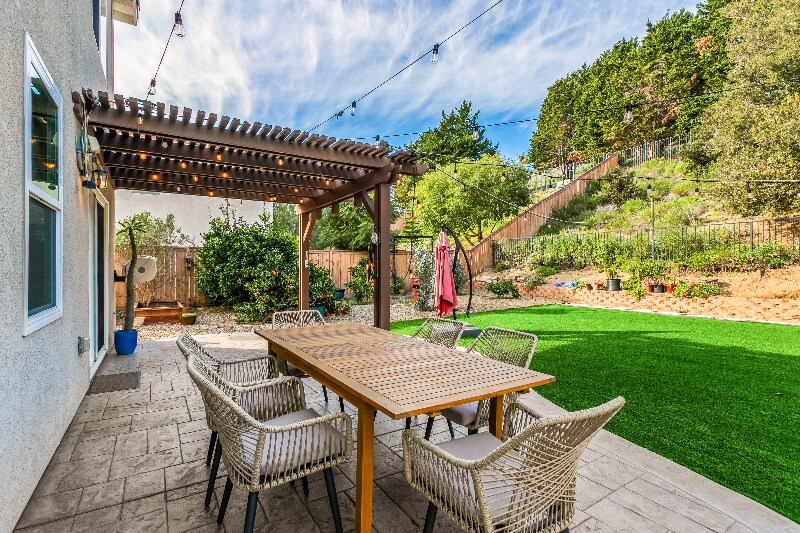 Building Photo - 5442 Toucanet Ct