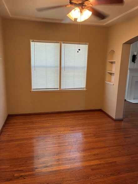 Dining Room - 2341 Pine Ave