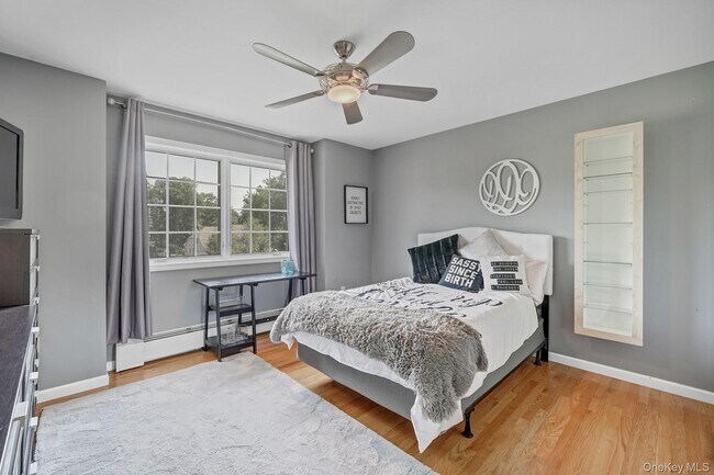 Building Photo - 24 Charnwood Dr