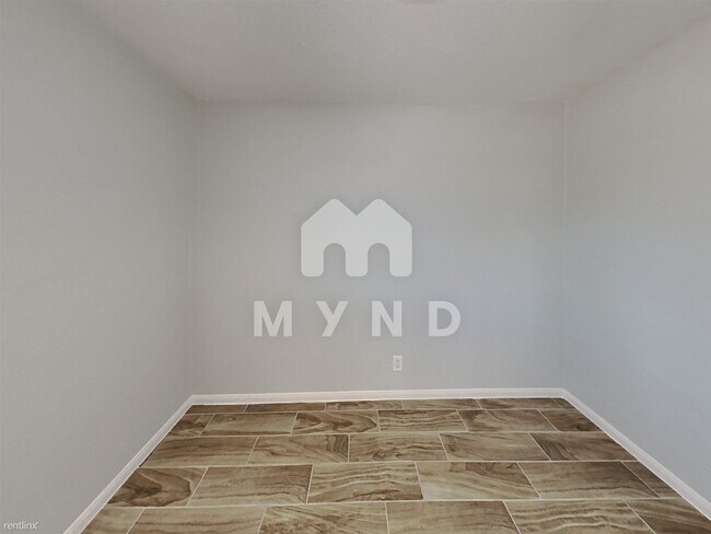 Building Photo - 3 br, 2 bath House - 421 Daffodil Dr