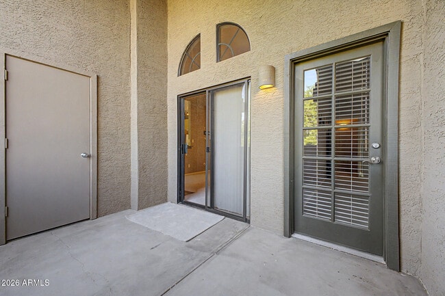 Building Photo - 9600 N 96th St