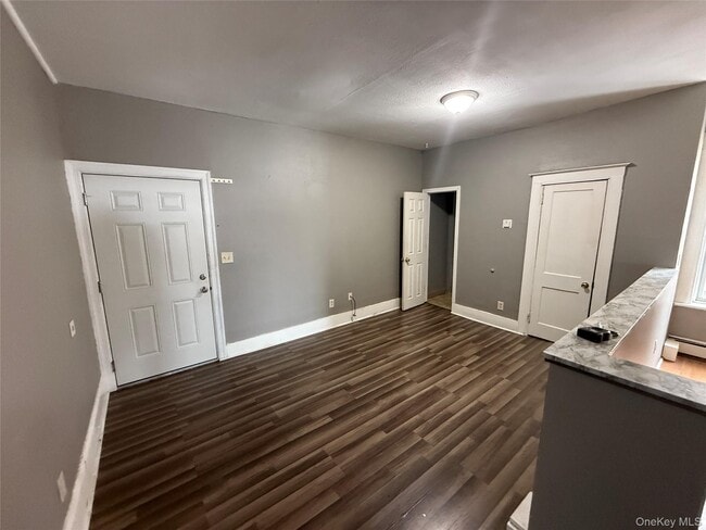 Building Photo - 60 Carroll St