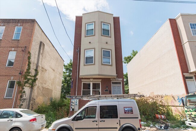 Building Photo - 1728 N Gratz St