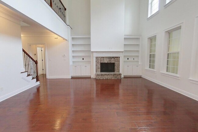 Building Photo - 107 Andee Way