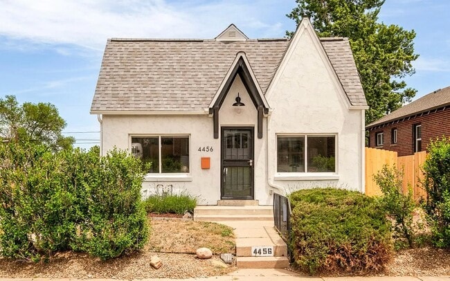 Building Photo - 4456 Clay St