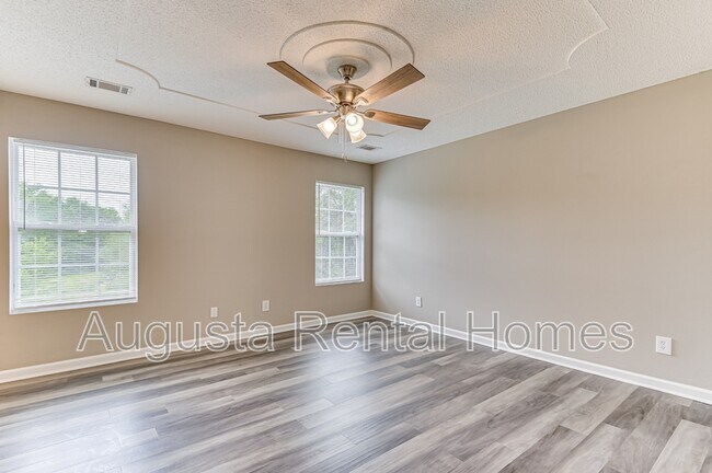 Building Photo - 4416 Hatteras Dr