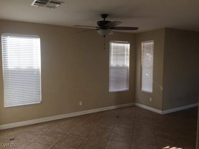 Building Photo - 2513 Birds Nest Cactus Ct