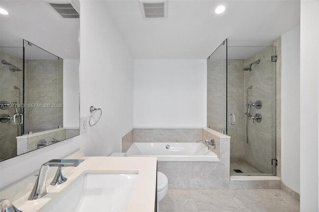 Building Photo - 488 NE 18th St