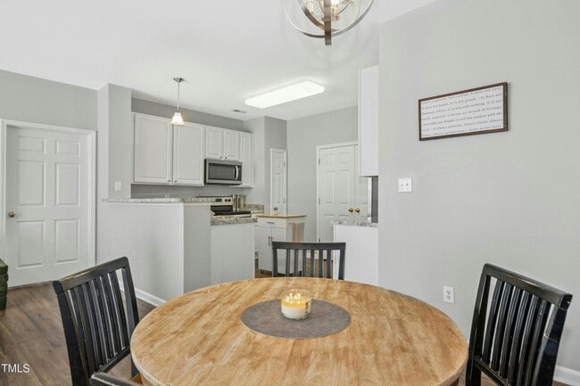 Building Photo - 2212 kurdrow - Bev Roberts Rentals and pro...