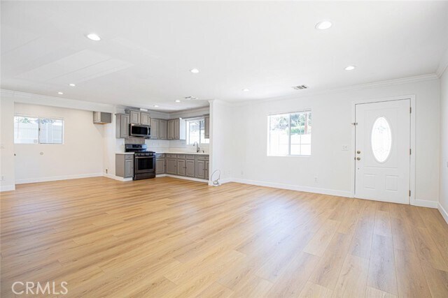 Building Photo - 10531 Greenburn Ave