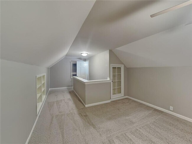 Building Photo - 2942 Zenith Ave N