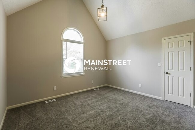 Building Photo - 4 Bedroom Pet-Friendly Home in LIBERTY, MO with Main Street Renewal