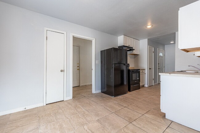 Building Photo - 13719 Earlywood St