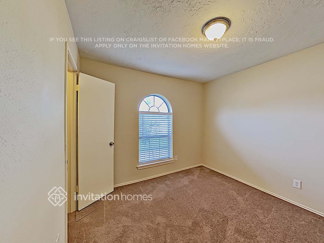 Building Photo - 4009 Eagle Pass