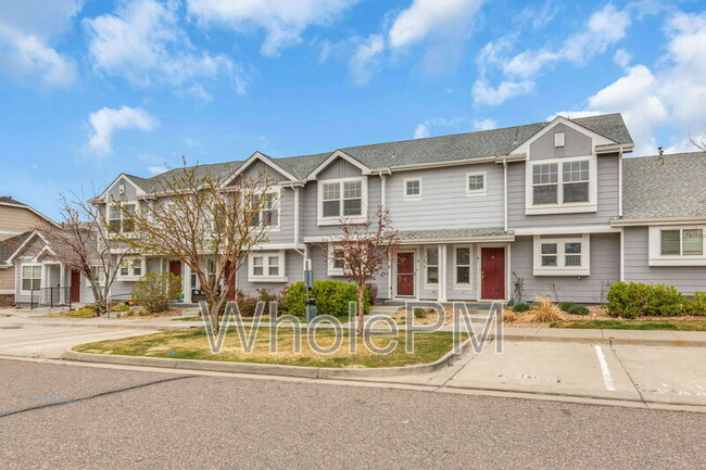 Building Photo - 5868 Biscay St