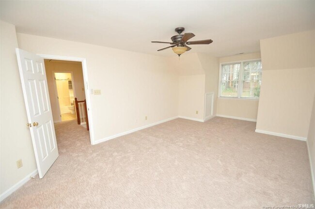 Building Photo - 101 Bell Vista Dr