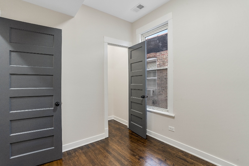 Building Photo - 1707 N Harding Ave