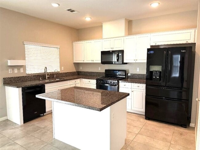 Primary Photo - 26423 Rediron Ct